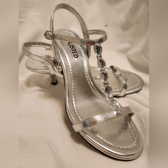 Kenneth Cole Heels Sandals Silver size 7 - Picture 1 of 8